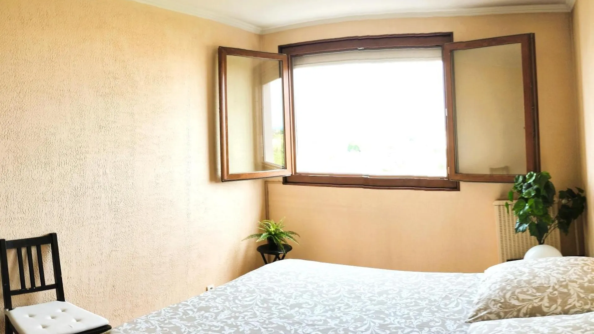 Apartment Residence Du Parc De Lyon Est 102M2 Pkg Free Saint-Priest